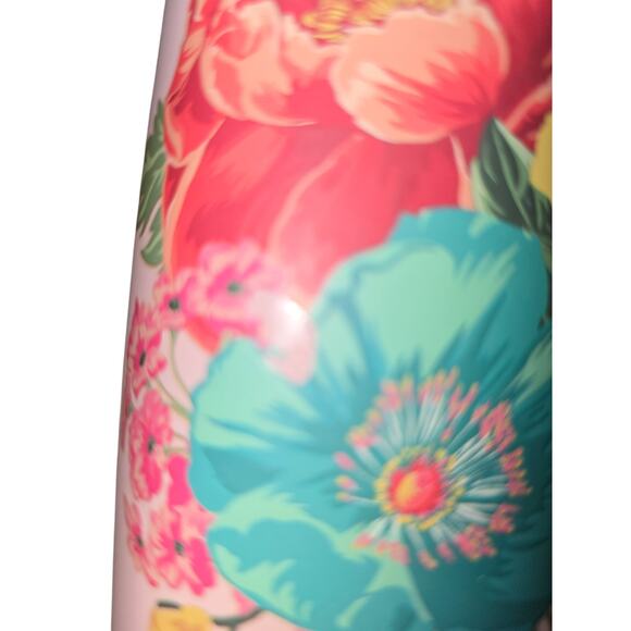 Pioneer Woman Fancy Flourish Square Bottom Tumbler
New With Tags (small flaw) - Picture 6 of 7